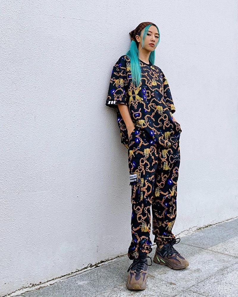 Thúy Vi khoe vòng 1 trùng tu ngồn ngộn - Chi Pu lăng-xê mốt lộ nội y táo bạo-7