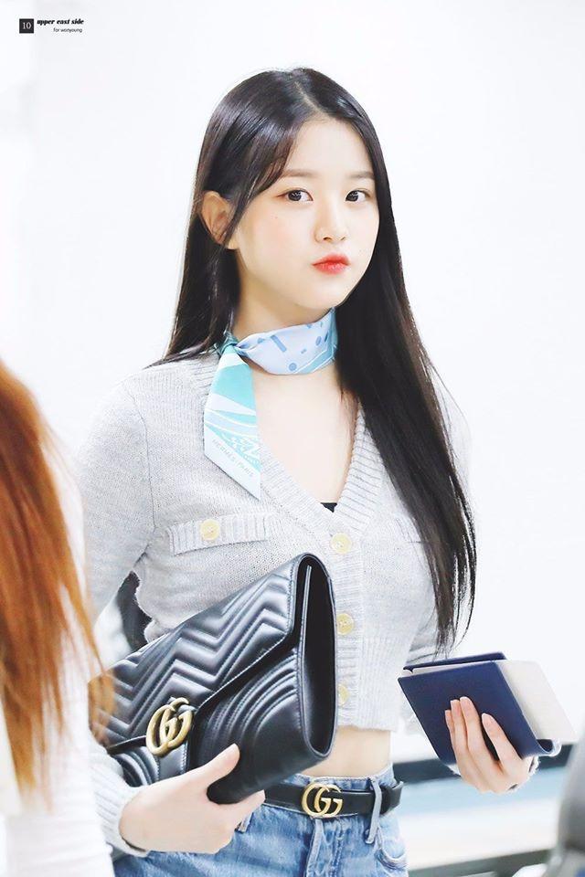 Sao nữ 16 tuổi sở hữu chân dài siêu thực, body chuẩn búp bê sống-4