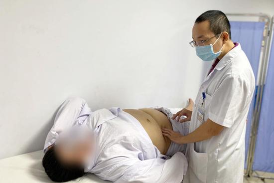 Hà Nội: Người phụ nữ nặng 95kg phẫu thuật cắt 2/3 dạ dày để giảm cân