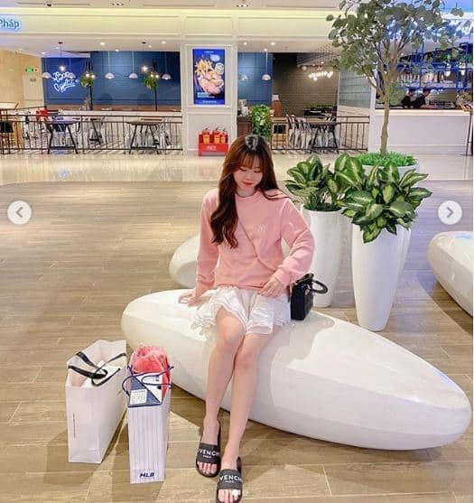 Bạn gái Quang Hải lần đầu để lộ nghề nghiệp sau thời gian dài giấu kín-3