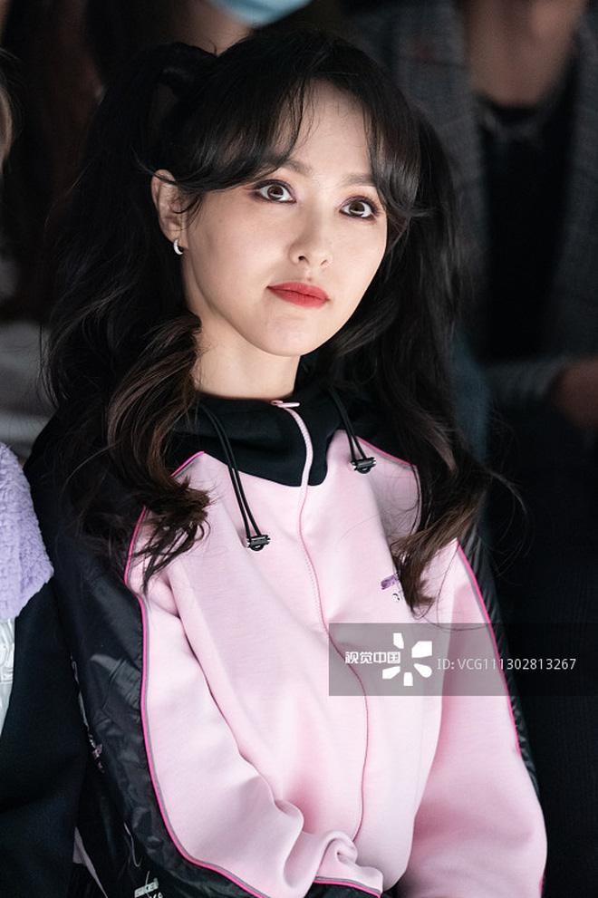 Ảnh không photoshop tố nhan sắc thật Đường Yên: Lão hóa đáng lo ngại, cưa sừng làm nghé quá đà-7