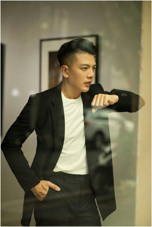 Chàng bác sĩ hotboy đam mê thời trang mix&match-6