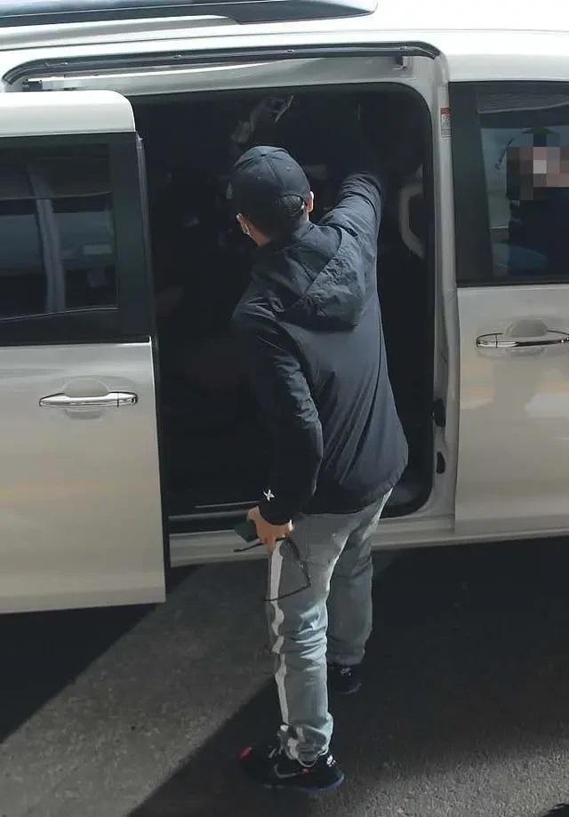 Tạ Đình Phong chính thức lên tiếng phản hồi về nghi vấn đường ai nấy đi cùng Vương Phi?-4