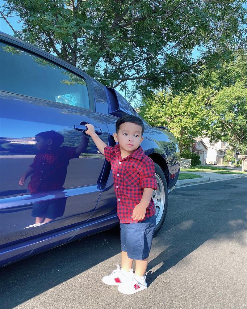 Thích thú xem quý tử 2 tuổi nhà Phạm Hương nói tiếng Anh-7