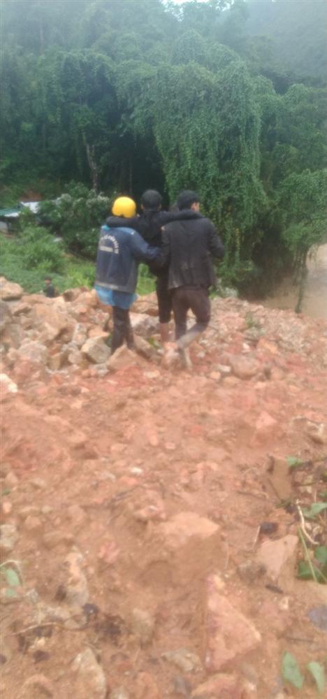 Lạnh người bên trong khu vực nhà điều hành thủy điện Rào Trăng 3 bị lũ quét vùi lấp-9