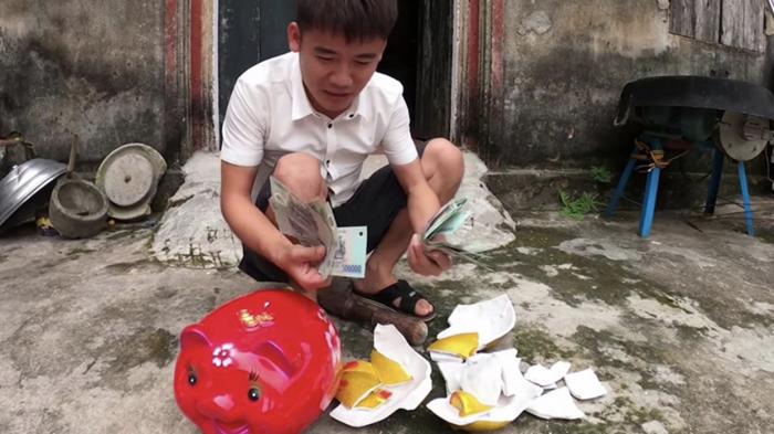 Sau án phạt nặng đến mức bị xóa kênh Youtube, Hưng Vlog bất ngờ tuyên bố sốc sẽ đi nước ngoài-2