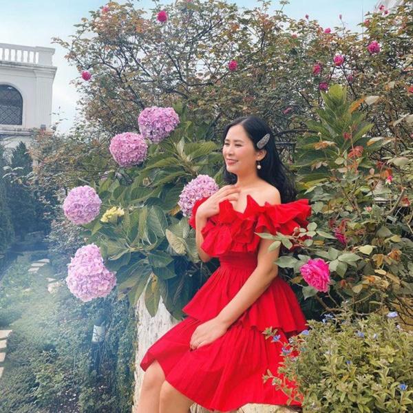 Khách đến nhà hoa mắt vì món cơm cuộn hình hoa cực xinh của mẹ đảm Hà Nội-1