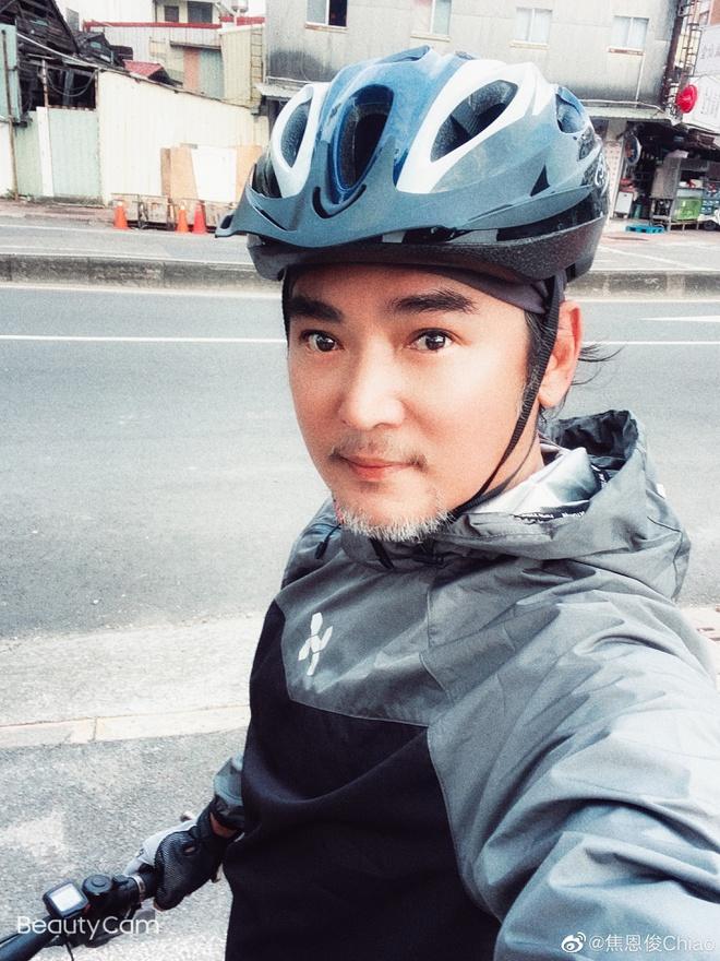 Tiêu Ân Tuấn lên tiếng khi bị chê bai ngoại hình-1