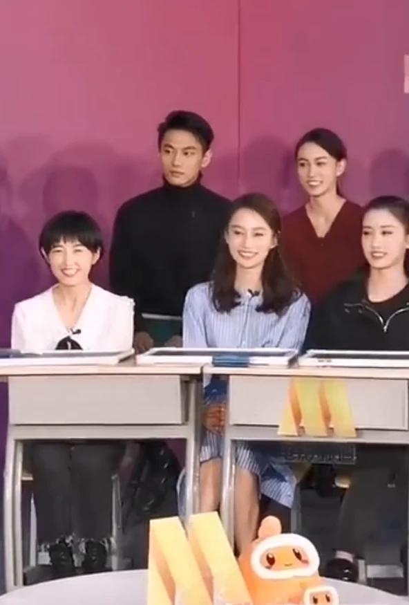 Triệu Vy, Dương Mịch cùng dàn sao quy tụ ngày kỷ niệm trường cũ Bắc Ảnh-13