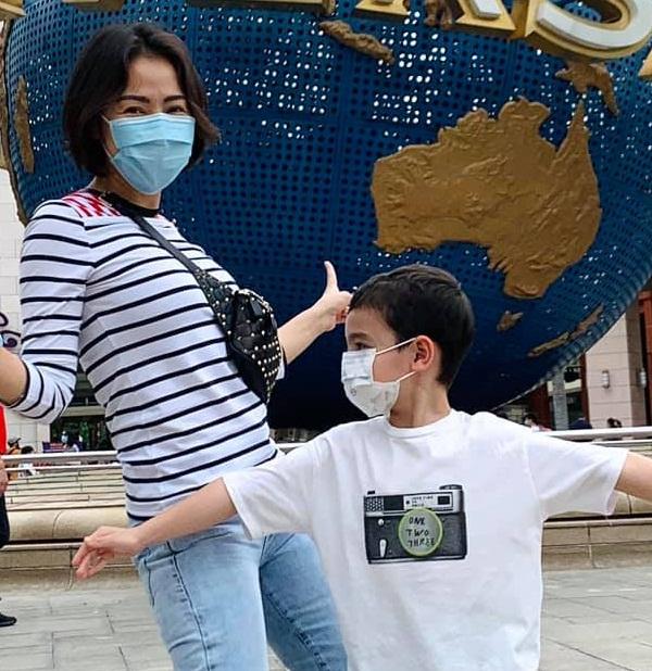 Quý tử lai nhà Thu Minh mới 5 tuổi nhưng cực ga lăng-10