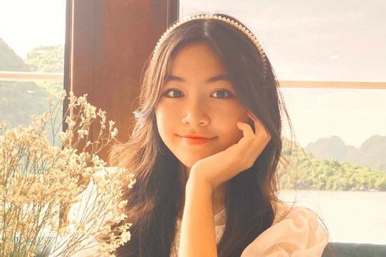 Lọ Lem lại khuynh đảo Instagram với nhan sắc nghiêng nước nghiêng thành, thần thái khó ai theo kịp