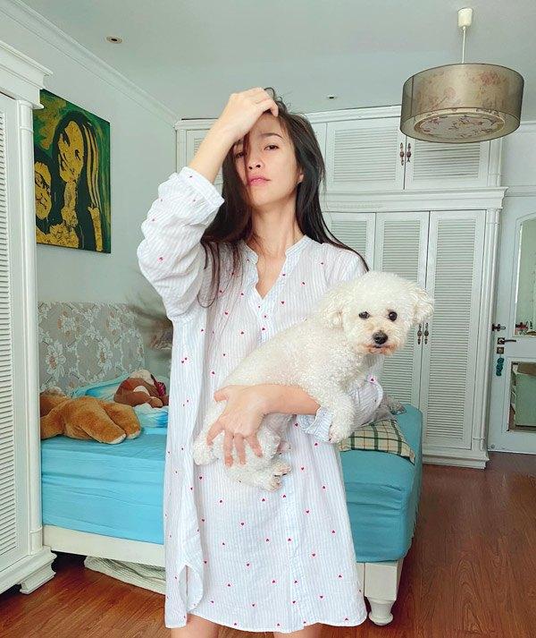 Một thời ăn mặc lên xuống thất thường có khi là phản cảm, Hiền Thục bây giờ đã đổi khác-17