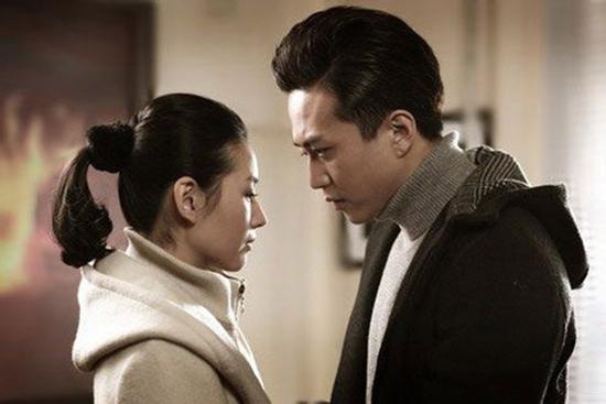 Người chồng ngoại tình quỵ lụy xin tha thứ, cô vợ bình tĩnh nói 1 câu khiến anh ta 'hóa đá'