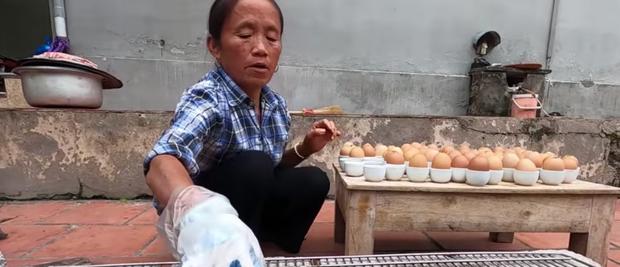 Ra clip quá dày sau án phạt con trai, bà Tân Vlog lộ rõ vẻ mệt mỏi thiểu não-2