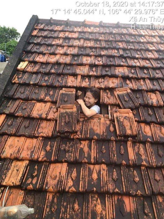 Nửa đêm người dân Quảng Bình kêu cứu vì nước lũ dâng cao, nhấn chìm nhà cửa-8