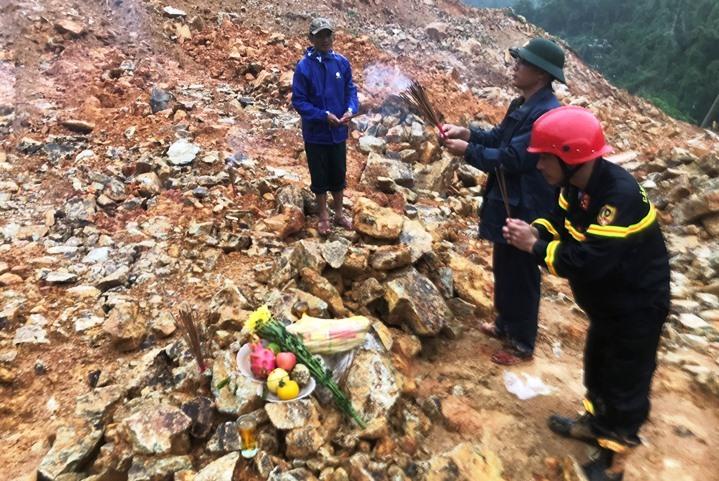 Công nhân mất tích ở Rào Trăng 3: Xác định 2 vị trí khả nghi-4