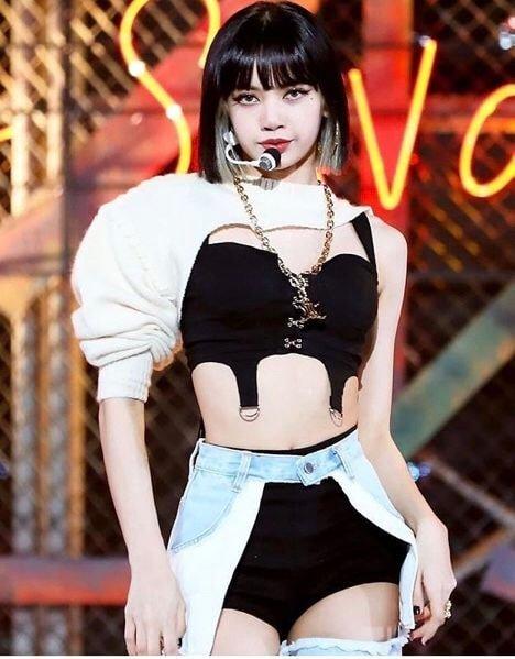 Bí mật thời trang chất ngất của BLACKPINK: Stylist chuyên cắt xén đồ hiệu-17