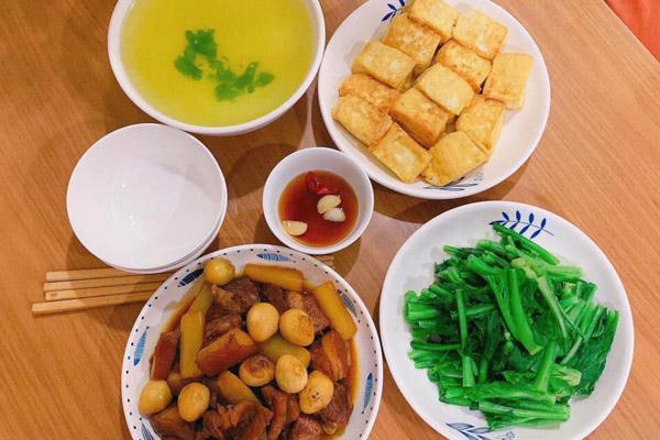 Thực đơn hải sản đơn giản mà đâu ra đấy chiêu đãi cả nhà nhân ngày 20/10-7