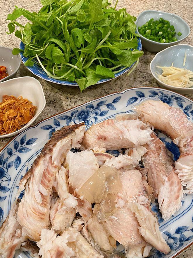 Hoàng Thùy Linh và dàn sao Việt tấm tắc trước món cháo nấu đại của Tăng Thanh Hà-4