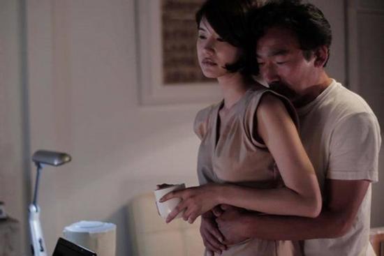 Mừng rơn vì sau mỗi lần lên giường chồng đều cho 2 triệu, tôi khiếp vía khi biết nguồn cơn