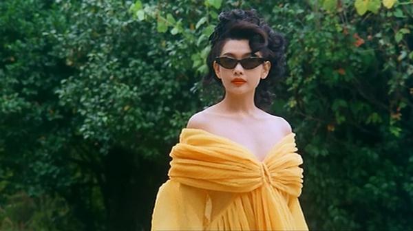 Cảnh khỏa thân 100% để đời của nữ thần phim 18+ gần 30 năm vẫn chưa lỗi thời-5