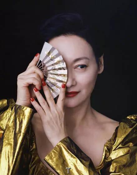 Huệ Ánh Hồng: đả nữ Hong Kong từng đi ăn xin, tìm đến cái chết vì lỡ dại chụp ảnh nóng-8