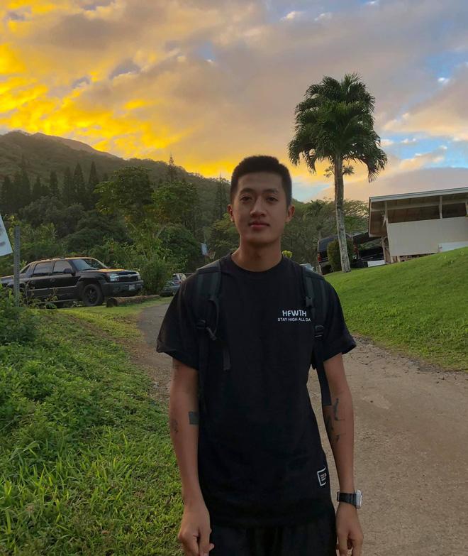 Instagram có anh trai trượt ván rất cool: Là ông chủ trẻ của shop thời trang, body căng cực-1