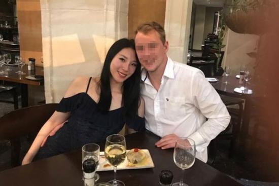 Người mẫu Malaysia 23 tuổi chết khi hút mỡ