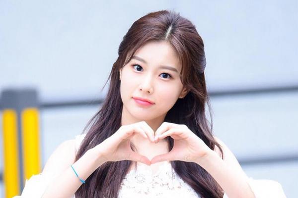 IZ*ONE vẫn còn cơ hội tiếp tục hoạt động sau khi kết thúc hợp đồng-5