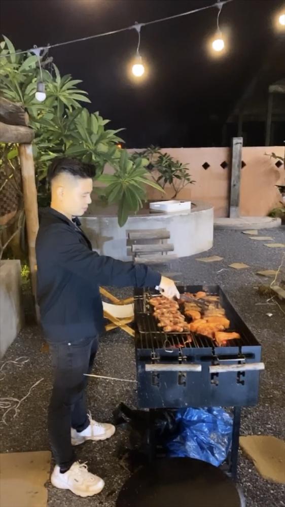 Cô dâu 200 cây vàng ở Nam Định được chồng tổ chức tiệc 20/10 hoành tráng tại nhà riêng-3