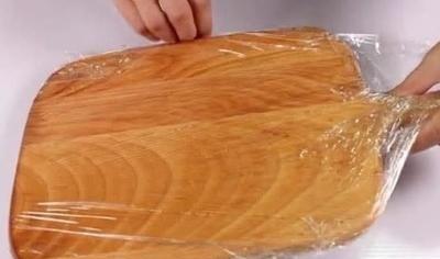 Thớt rất bẩn, không thể rửa sạch bằng nước, học cách này, thớt sạch trong 5 phút chẳng bị mốc-5