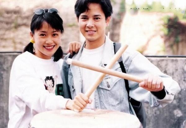 Chúc Anh Đài đẹp nhất Cbiz: Chồng thất nghiệp nằm nhà ăn bám, vợ thân gái 1 mình lặn lội-4