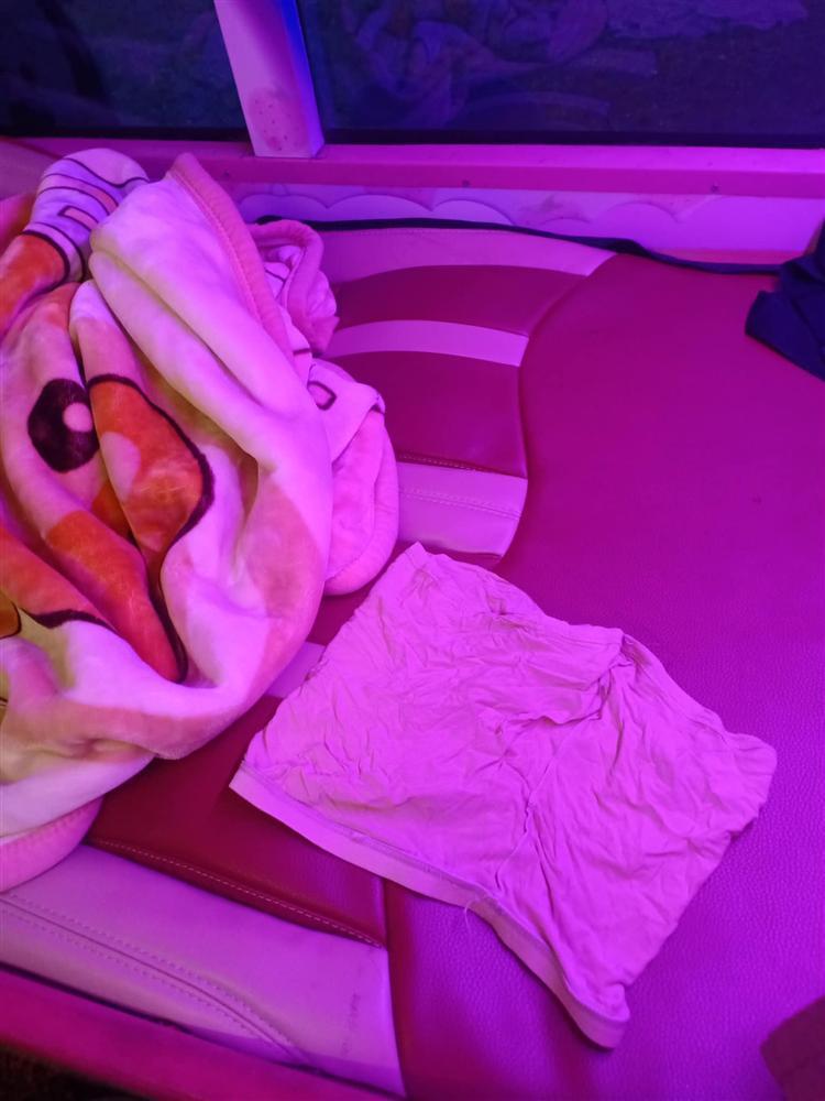 Khách giường nằm Hà Nội - Sapa chết ngất khi nhìn thấy vật thể lạ bị bỏ lại trên xe-2