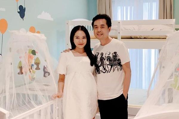 Vợ chồng Dương Khắc Linh - Sara Lưu khoe cặp quý tử song sinh-3