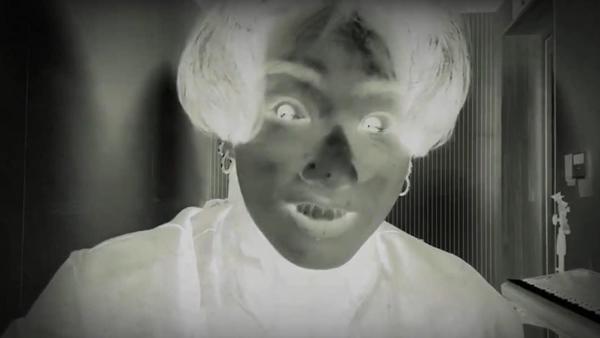 Jungkook live trực tiếp Youtube, fan hoảng hồn nín thở tưởng mỹ nhân nào đi lạc-9