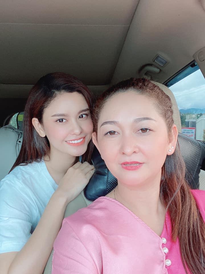 Mối quan hệ giữa Trương Quỳnh Anh và bố mẹ đẻ sau thời gian từ mặt-2