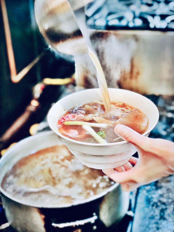 Những nàng hậu mặt xinh đẹp, tay đảm đang, đã vào bếp nấu là phải ngon-25