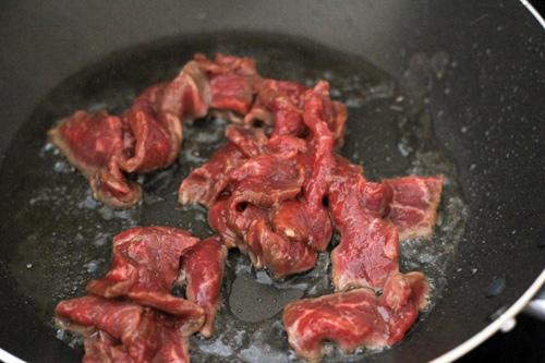 Sai lầm phổ biến hầu hết các bà nội trợ đều mắc phải khi chế biến thịt bò-1