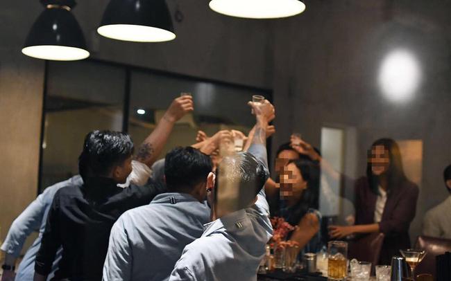 Ga lăng trả hộ bạn gái 7 triệu tiền đi bar, đến lúc đòi còn bị chửi như hát hay-5