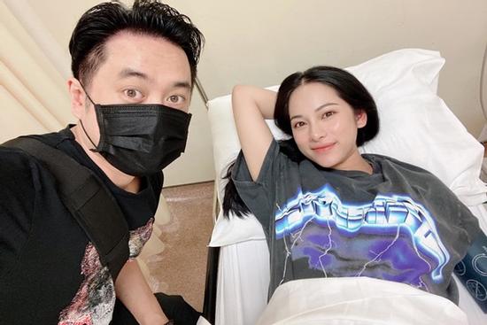 Trầm trồ trước nhan sắc tươi hơn hoa của Sara Lưu khi vừa hạ sinh song thai