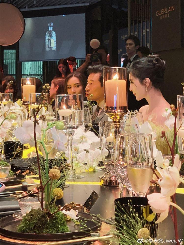 Phạm Băng Băng vừa tái xuất đã gây xôn xao khi đứng giữa 4 nhân vật quyền lực-6