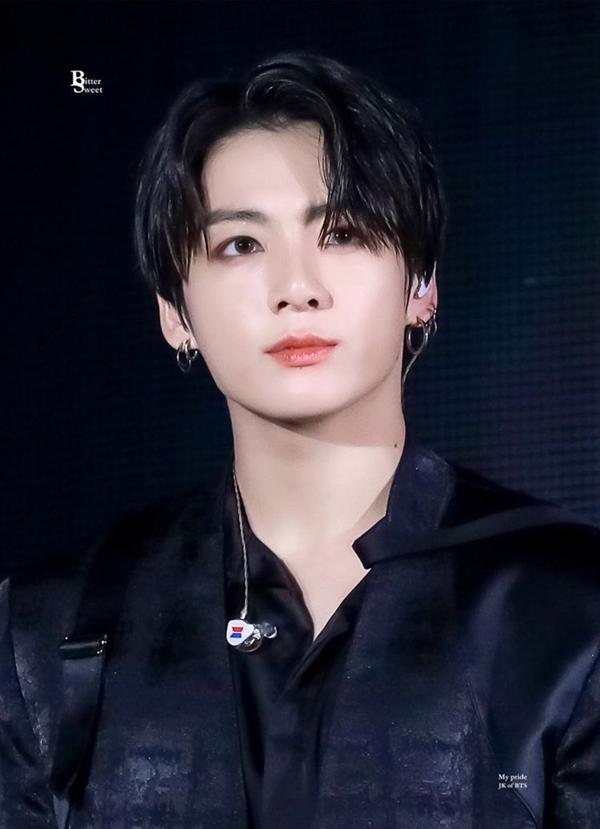 Hoàng tử rợi lệ mới của showbiz Hàn, Jungkook nên đi đóng phim thôi-4