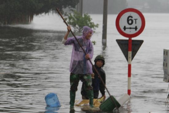 Kết bè chuối đi đánh cá, nam sinh Hà Tĩnh chết đuối thương tâm