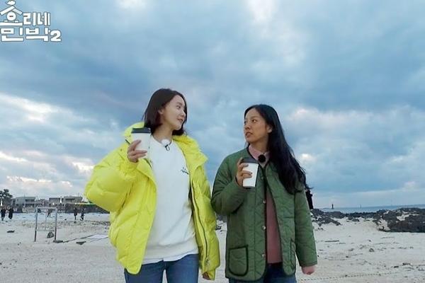 Những cuộc tranh cãi khiến fans và netizen choảng nhau nảy lửa-1