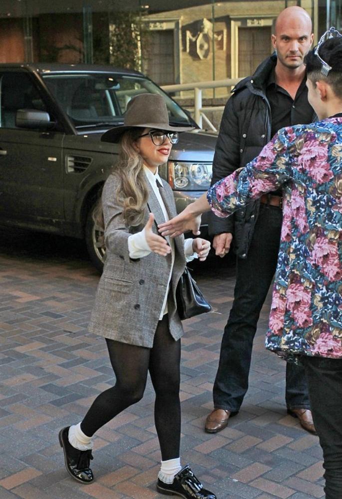 Những lần Thị Dậu Lady Gaga gây chú ý vì chiều cao quá khiêm tốn-5