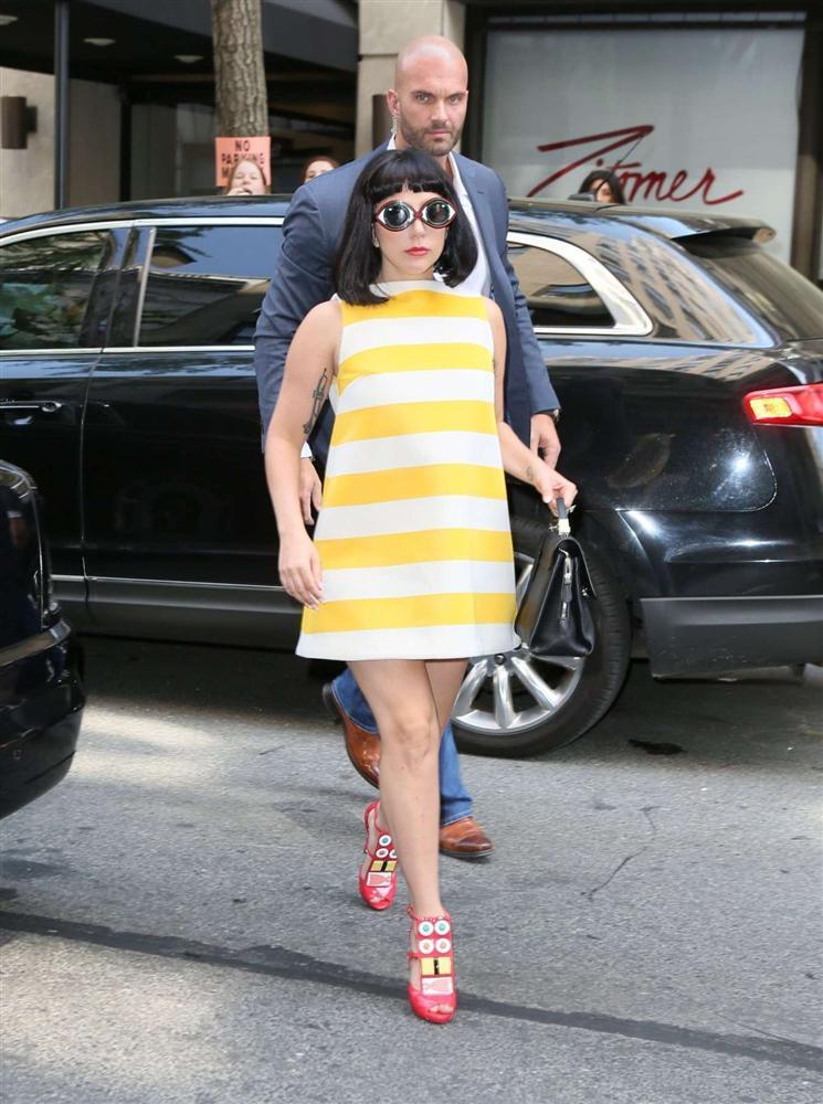 Những lần Thị Dậu Lady Gaga gây chú ý vì chiều cao quá khiêm tốn-9