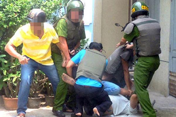 Vay 225 triệu, thanh niên bị ép trả nợ 1 tỷ đồng-1