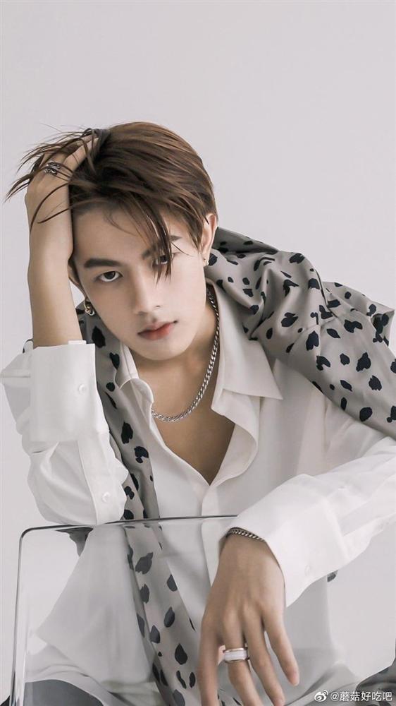 Thí sinh được tìm kiếm nhiều nhất Thanh xuân có bạn 3: Visual miễn chê, góc nghiêng siêu thần thánh-3