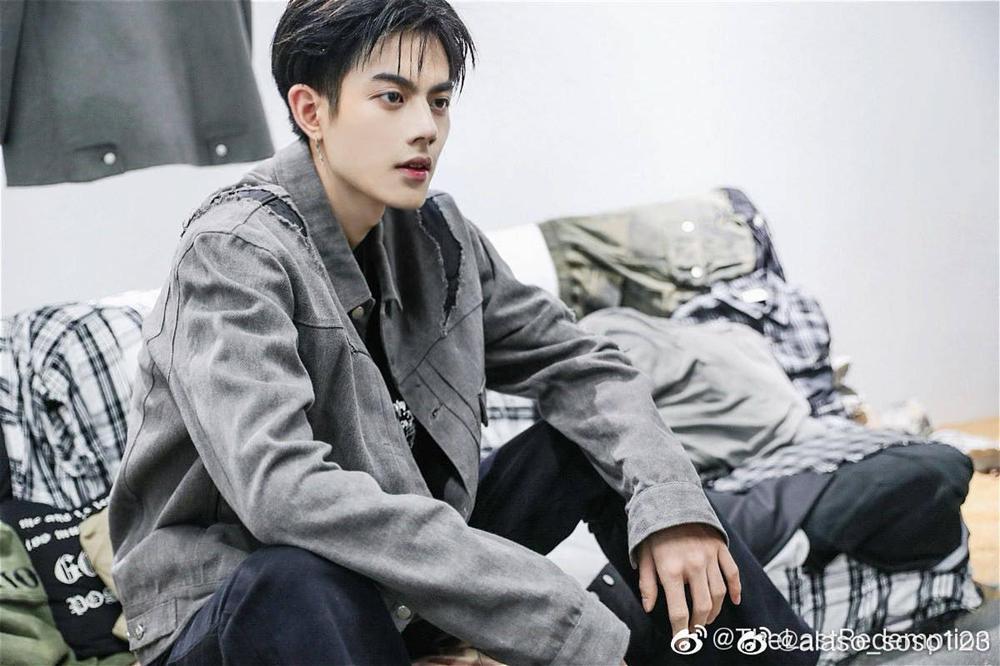 Thí sinh được tìm kiếm nhiều nhất Thanh xuân có bạn 3: Visual miễn chê, góc nghiêng siêu thần thánh-8