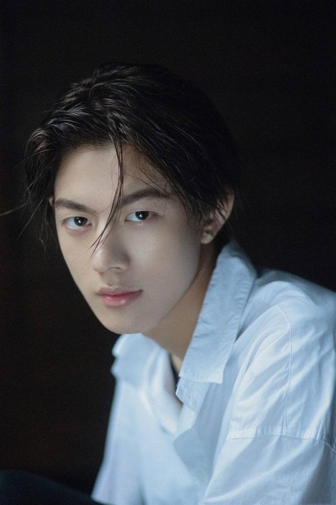 Thí sinh được tìm kiếm nhiều nhất Thanh xuân có bạn 3: Visual miễn chê, góc nghiêng siêu thần thánh-9